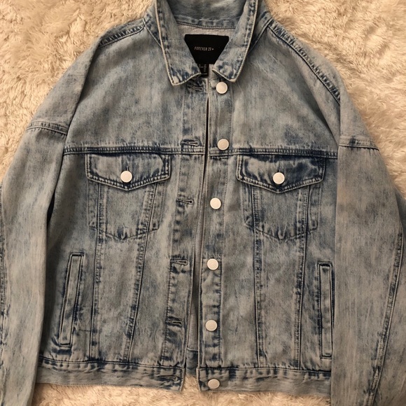 FOREVER 21 JEAN JACKET - Picture 1 of 3